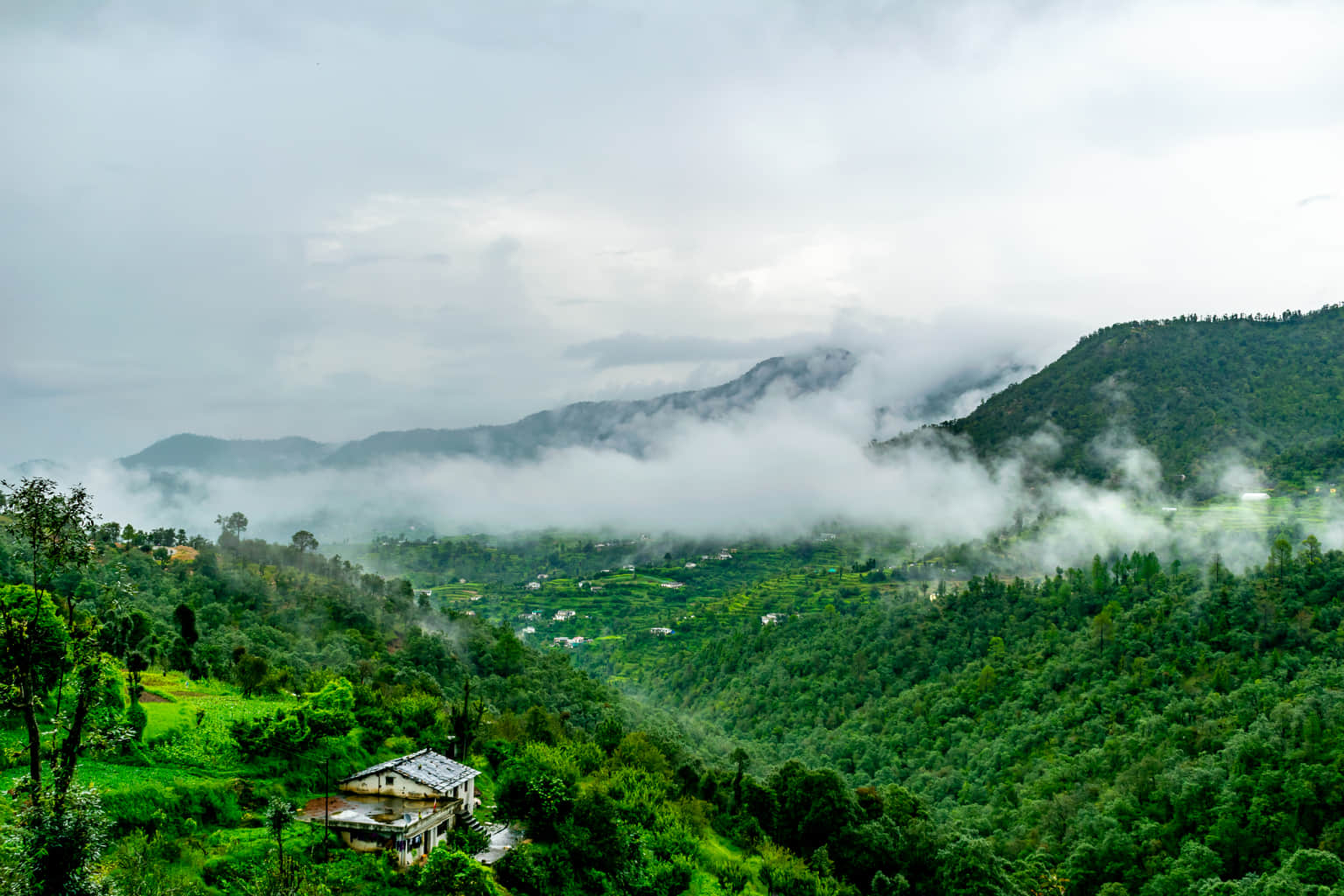 <em>Uttarakhand</em> Tour Packages From Pune