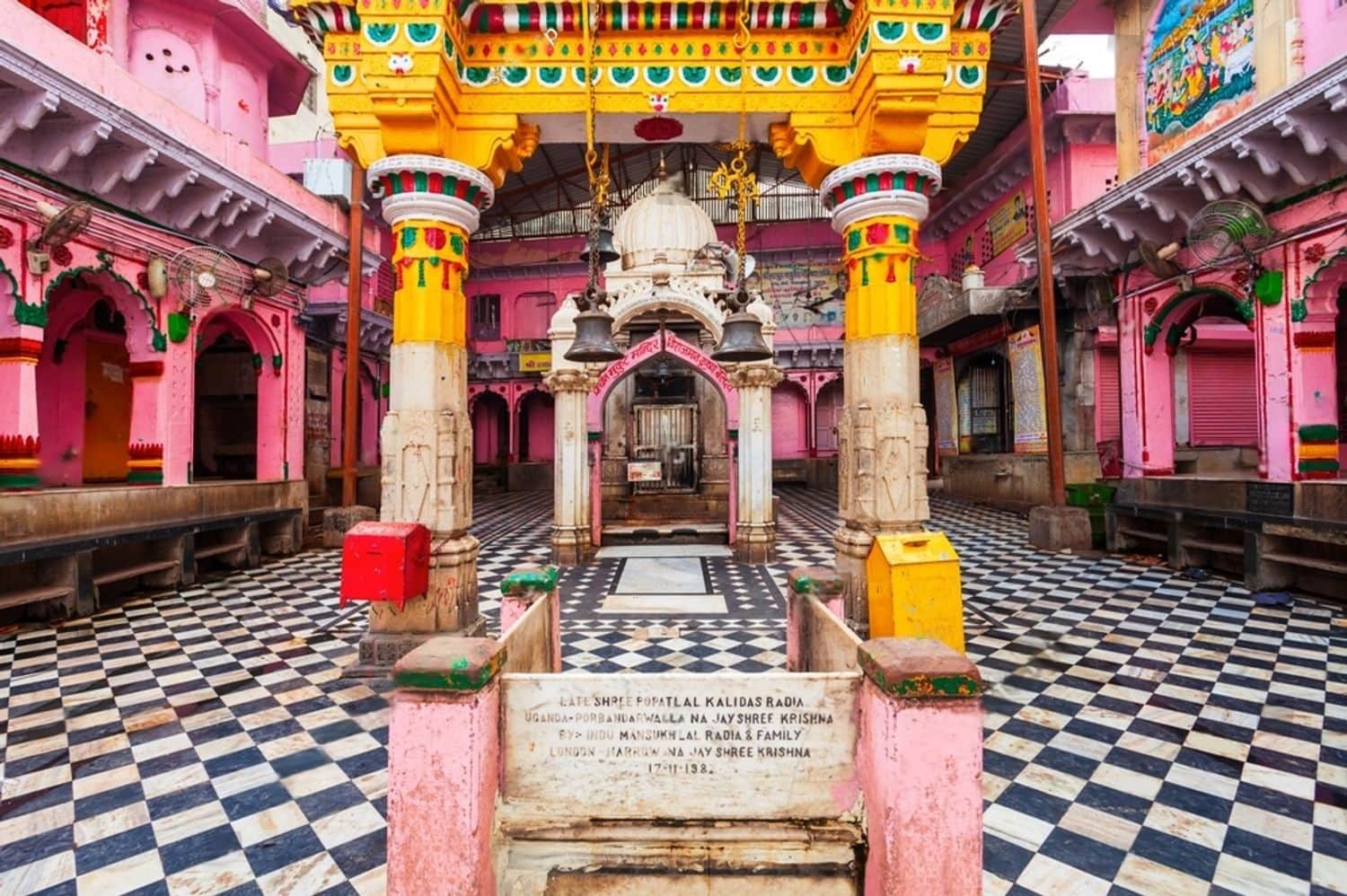 Shri Dwarkadhish Temple