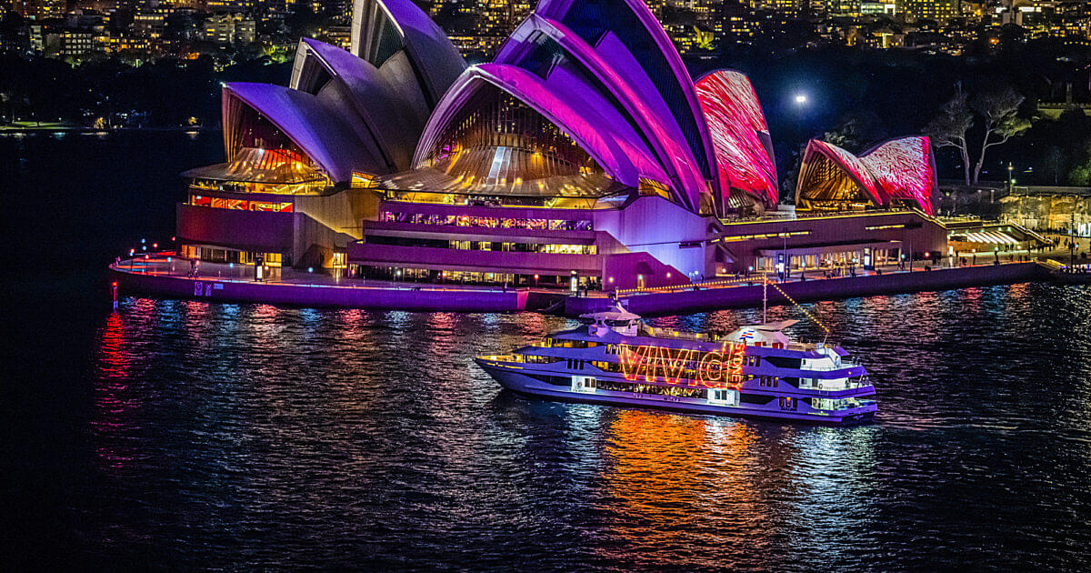 Get a 2-hour Vivid Sydney cruise tour with a delicious buffet onboard