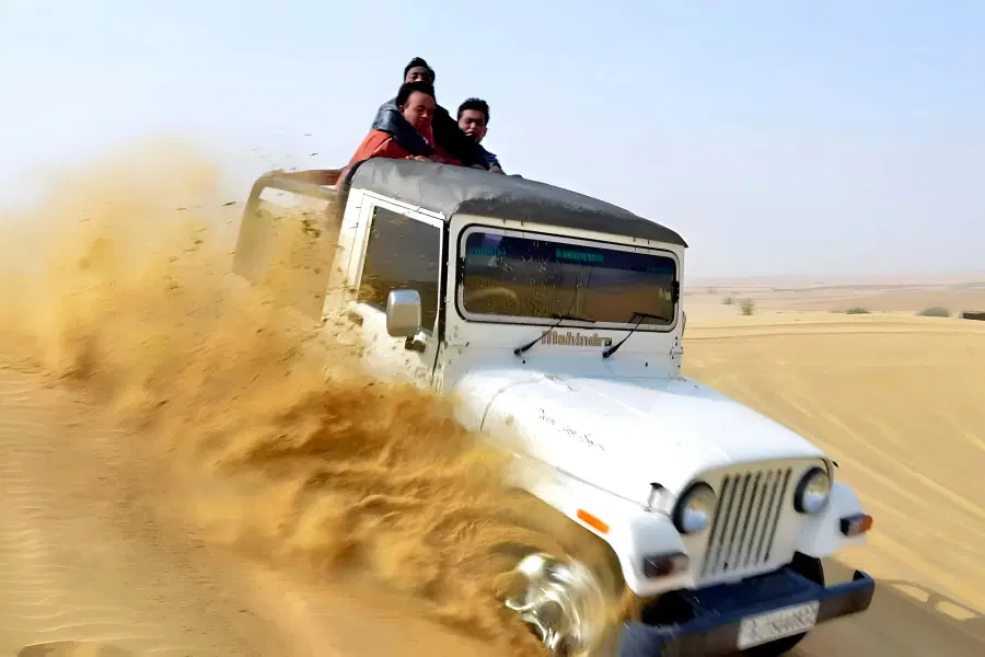 Jeep Safari in Bikaner Image
