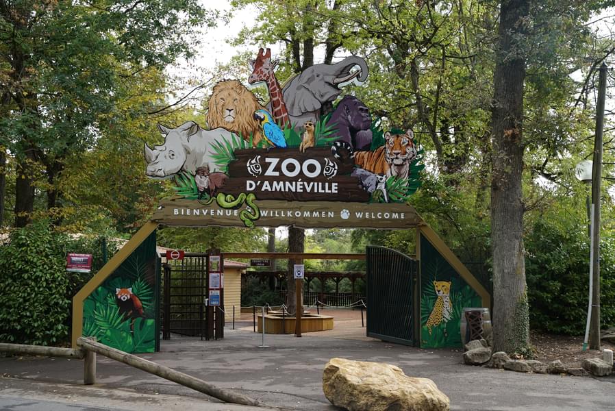 Welcome to the Amnéville Zoo in France