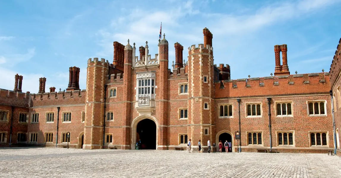 Hampton Court Palace Tickets Image