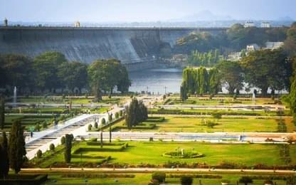 Explore the Terraced Gardens