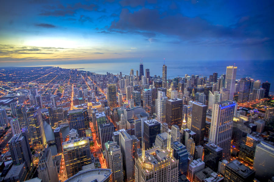Experience the mesmerising views of Chicago's skyline