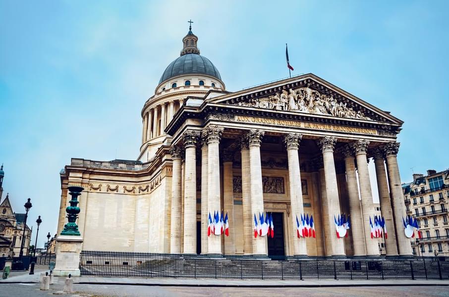 French flags at Pantheon Paris