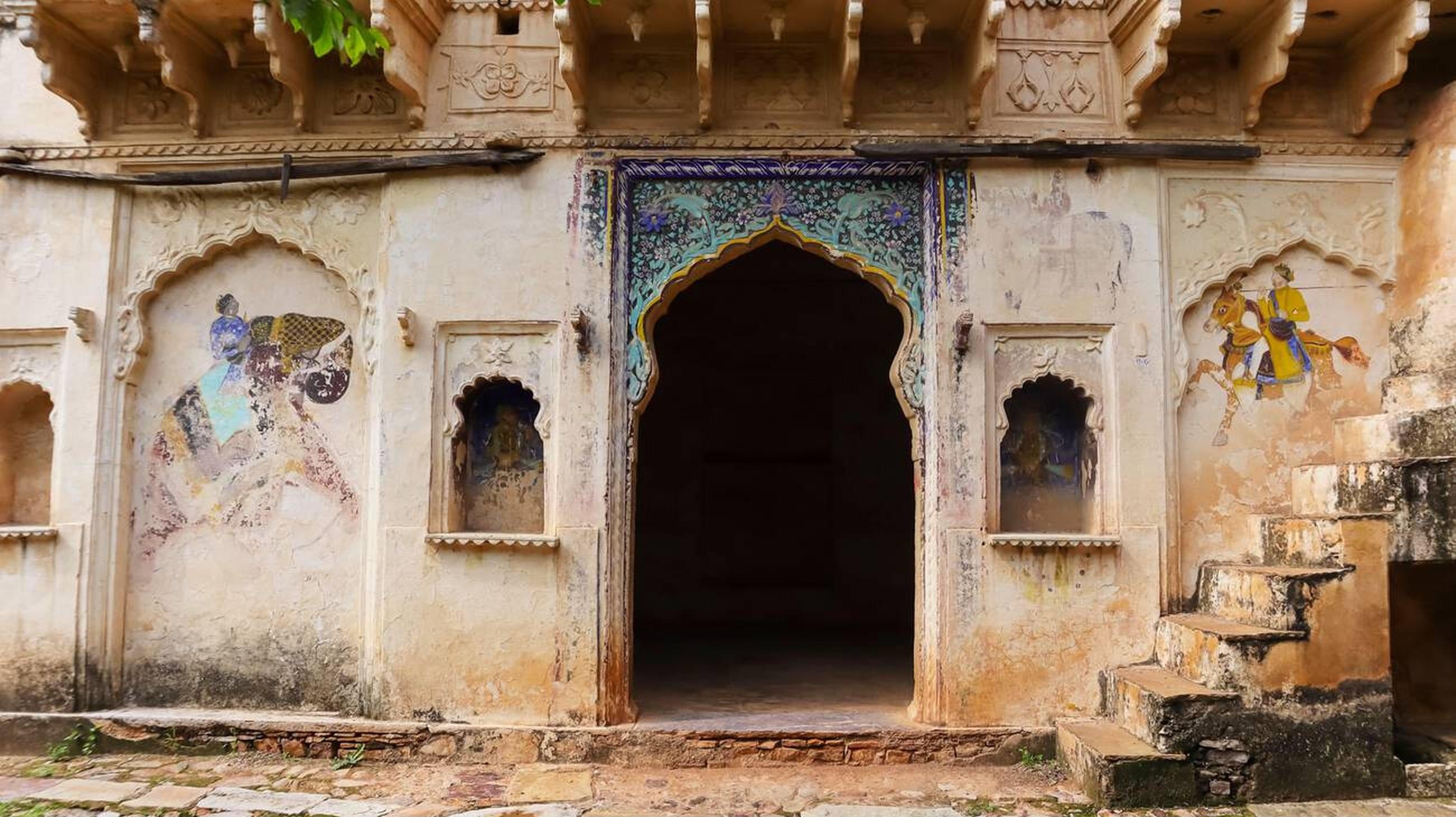 Learn about the Secret Tunnels 