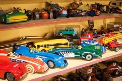 Explore the world of Tinplate