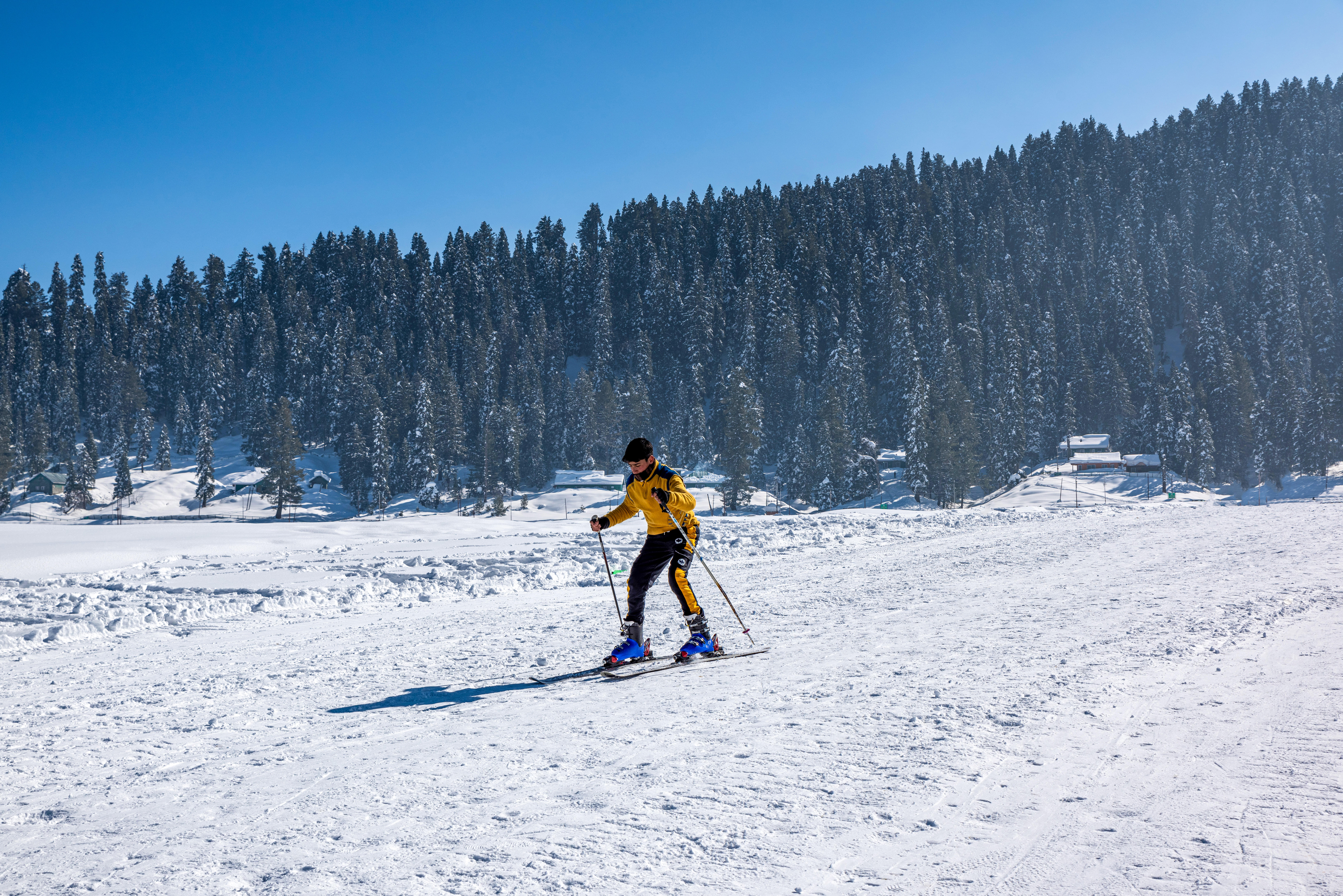 Gulmarg Tour Packages | Upto 50% Off May Mega SALE