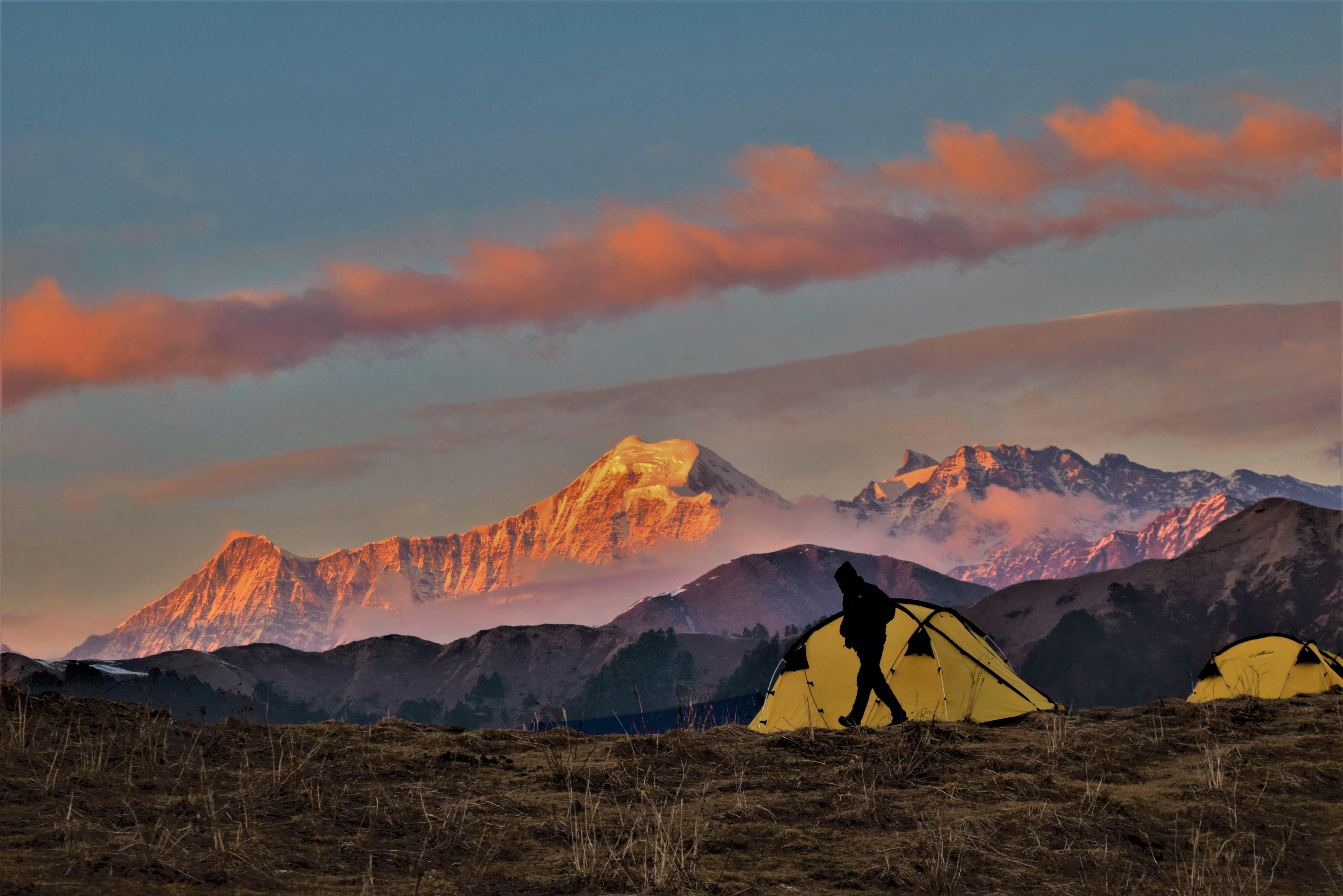 Dayara Bugyal Trek, Uttarakhand