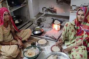 Tu8wemldjjr9p2hmphiil2947uzh osian%20camel%20safari%207