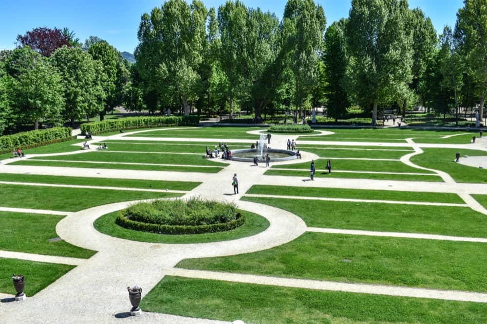 Experience The Beauty Of The Royal Gardens