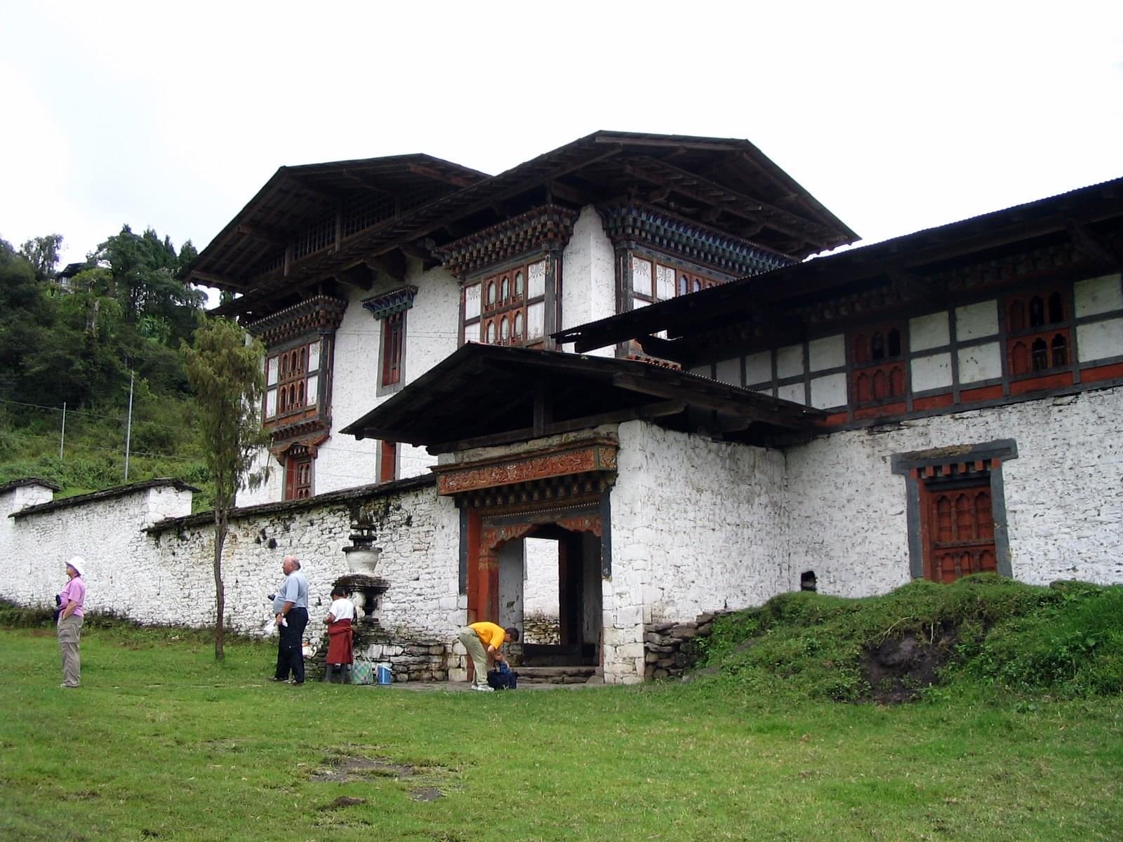 Kuenga Rabten Palace Overview