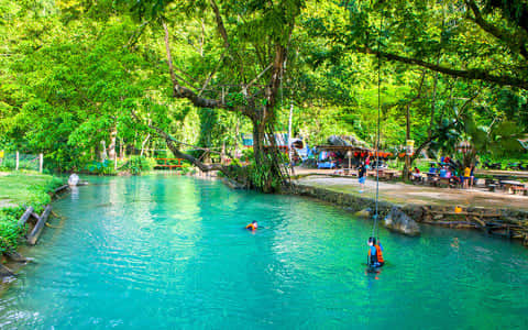 Skydiving in Vang Vieng