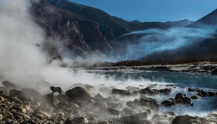 Hot springs Yumthang