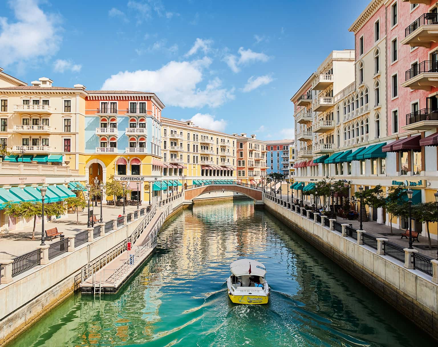 Glimpse of Qatar | Escape into Luxury & Traditiontesttesttesttesttest