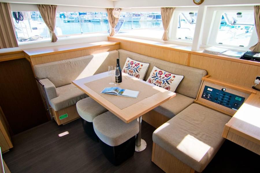   Enjoy meals and drinks with family as the yacht is equipped with fridge and microwave