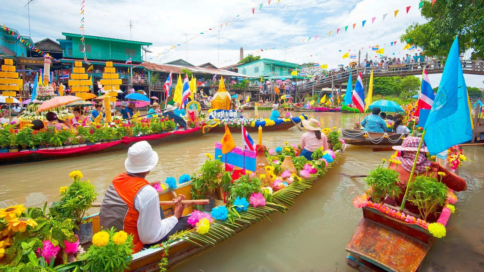 Floating Market Bangkok Overview