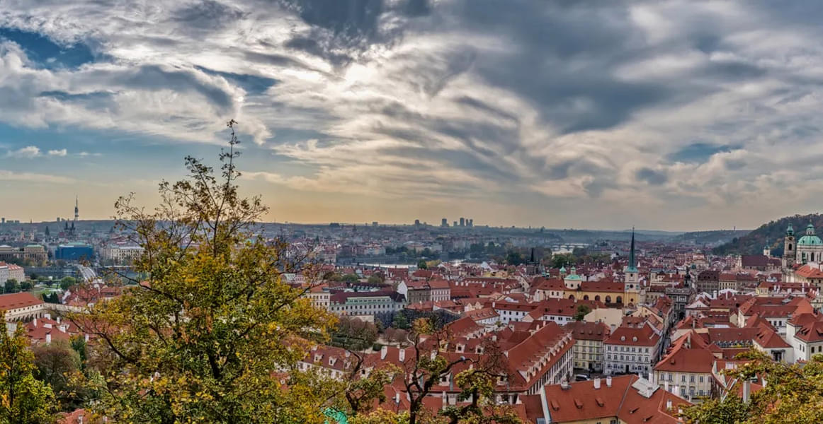 Admire the stunning beauty of Prague's skyline during your tour to Lobkowicz Palace