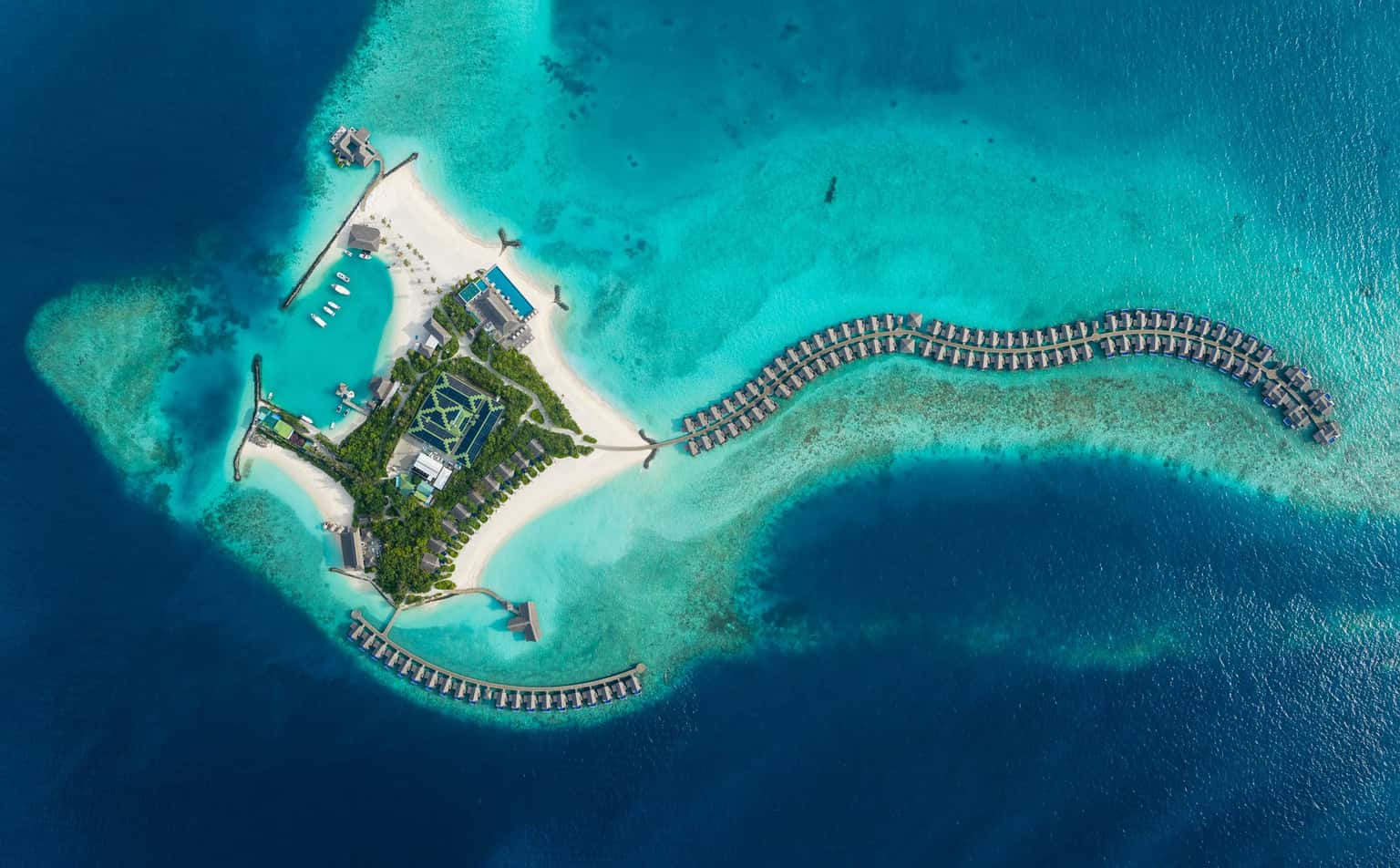 Grand Park Kodhipparu, Maldives