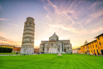 Leaning Tower of Pisa and Cattedrale di Pisa