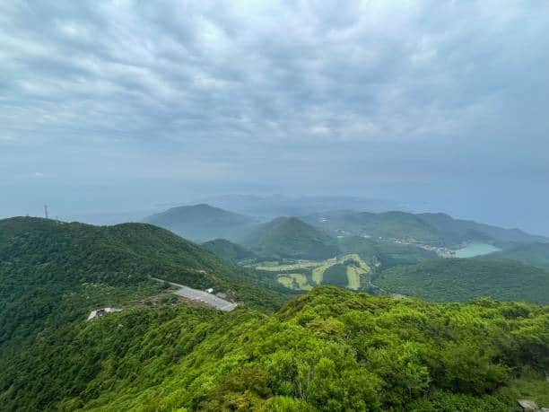 Experience Silence and Solitude at Altitude