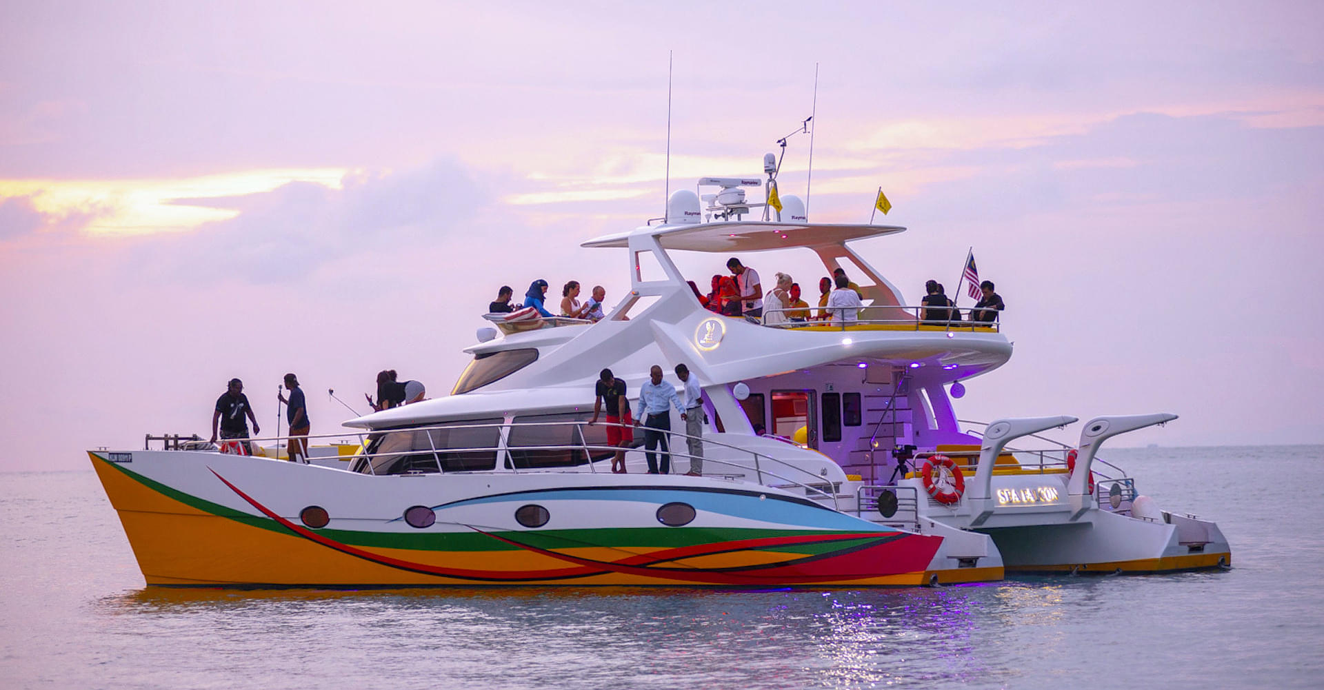 Luxury Daydream Noon Cruise in Langkawi