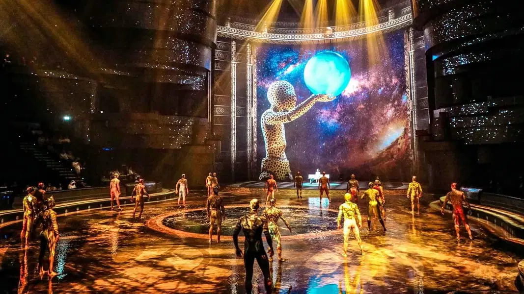 Shows at Le Perle Dubai