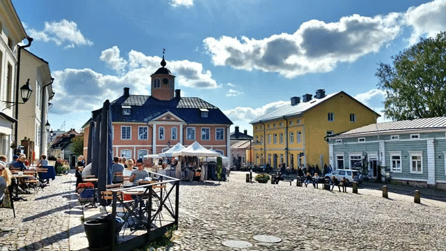 Porvoo Town Square Overview