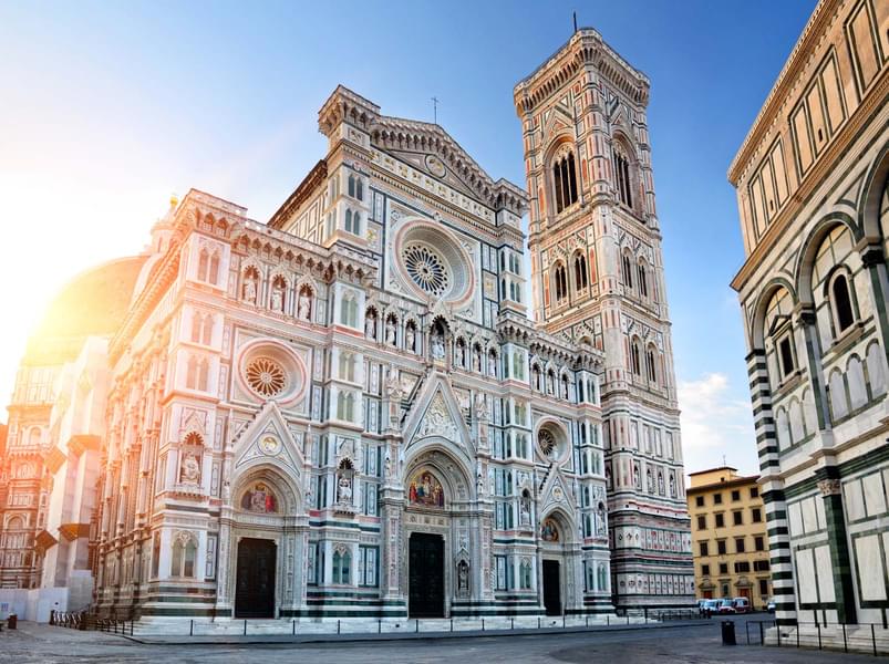 Marvel at the magnificent masterpiece i.e. the Santa Maria del Fiore Cathedral in Florence 