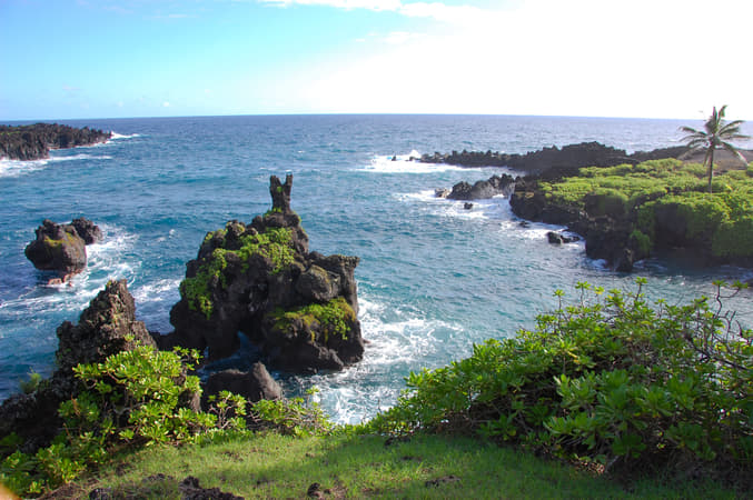 Waianapanapa State Park and Beach