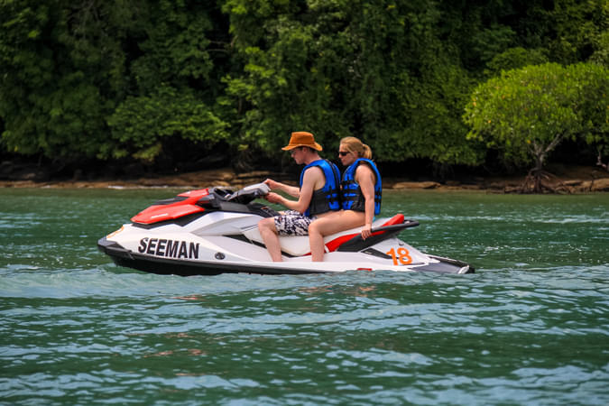 Go on a new adventure and learn jet skiing in the Langkawi waters