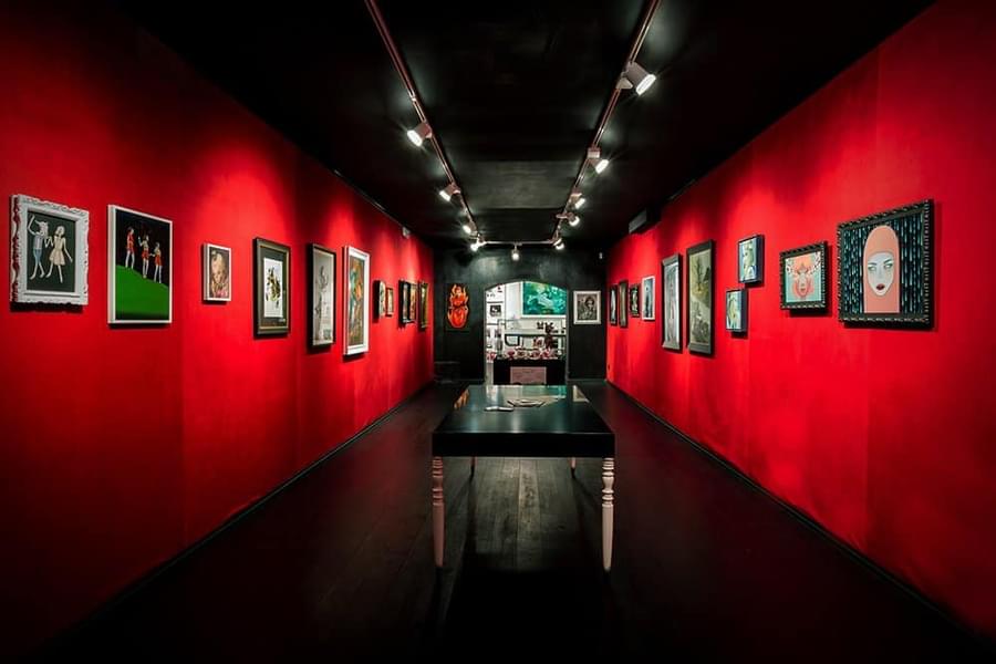 Multimedia Installations