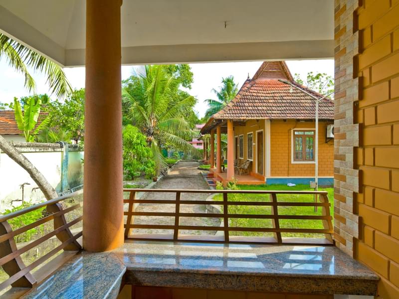 A Peaceful Getaway Amidst Lush Greenery in Alleppey Image