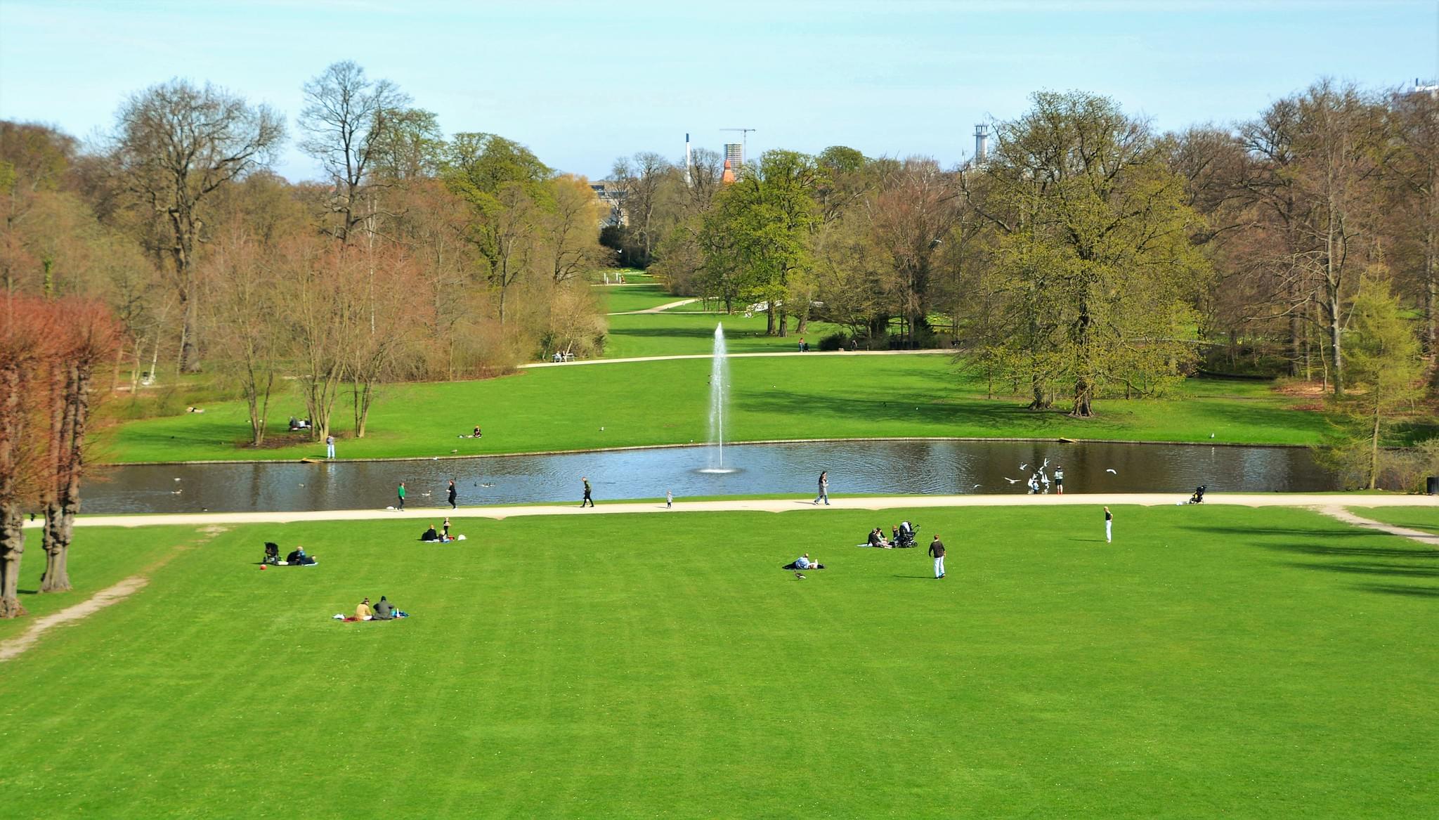 Walk Around The Palace Garden