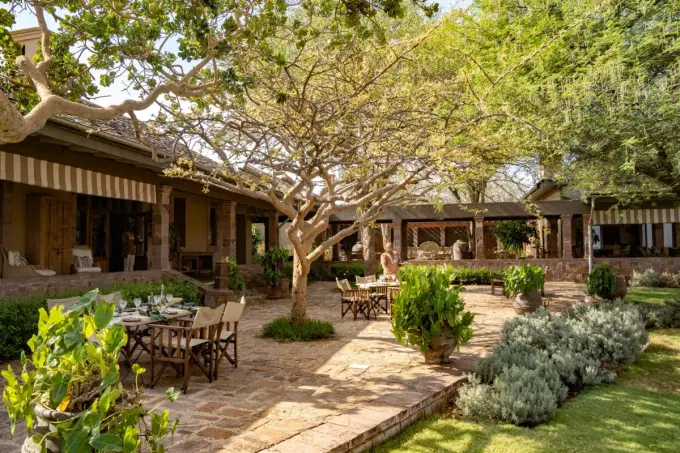 Singita Sasakwa Lodge