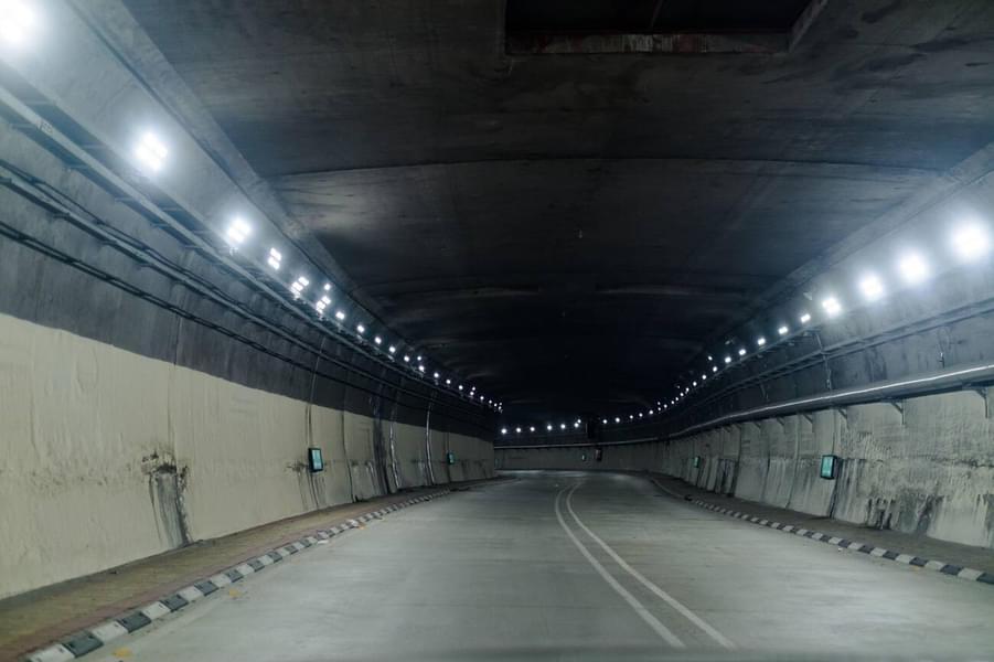 Atal Tunnel, Sissu Valley & Solang Valley Sightseeing Tour Image