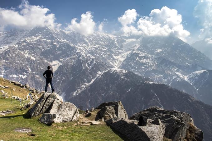 Look at the beautiful views of Dhauladhar range and Kangra Valley
