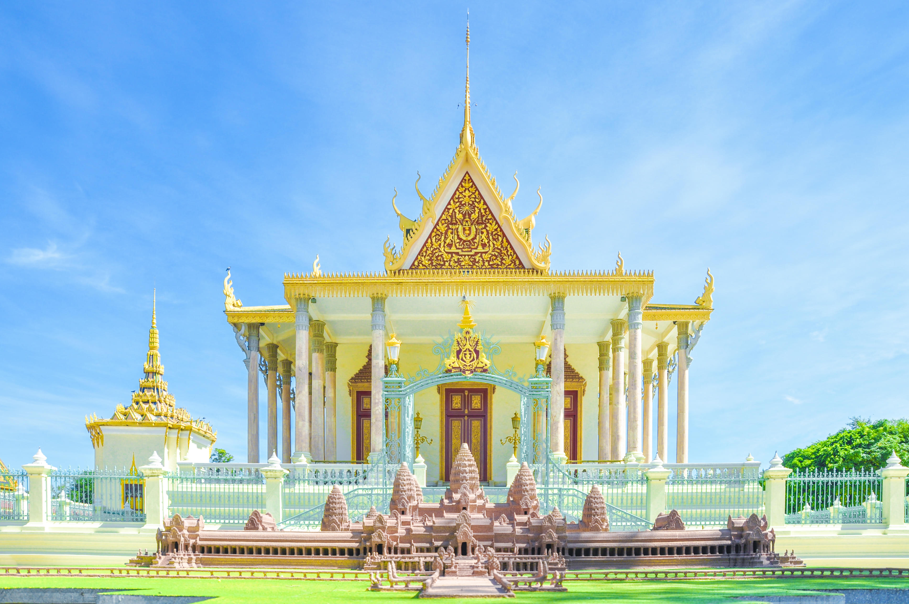 Phnom Penh Tour Packages | Upto 40% Off