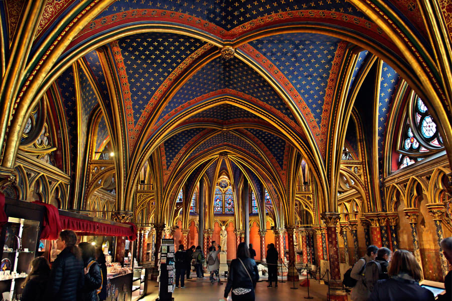 Admire the gothic architecture of the Saint Chapelle