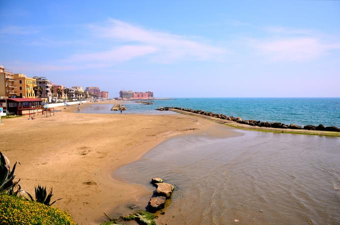 Anzio Beach, Rome