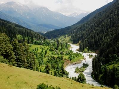 Blissful Kashmir Couple Special | FREE Houseboat Stay Day 1