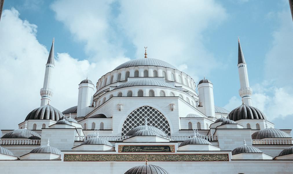 Visit the Blue Mosque