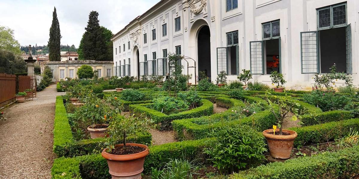 Explore the largest green area in Florence