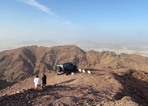Witness the site of the legendary Battle of Uhud