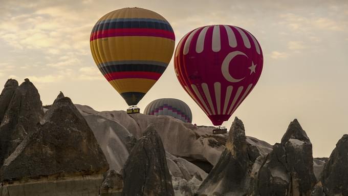 Hot Air Balloon Monument Valley