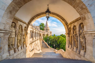 Uztb7a5xb633jmr8er9rt0bxpoqg 1582607998 budapest6