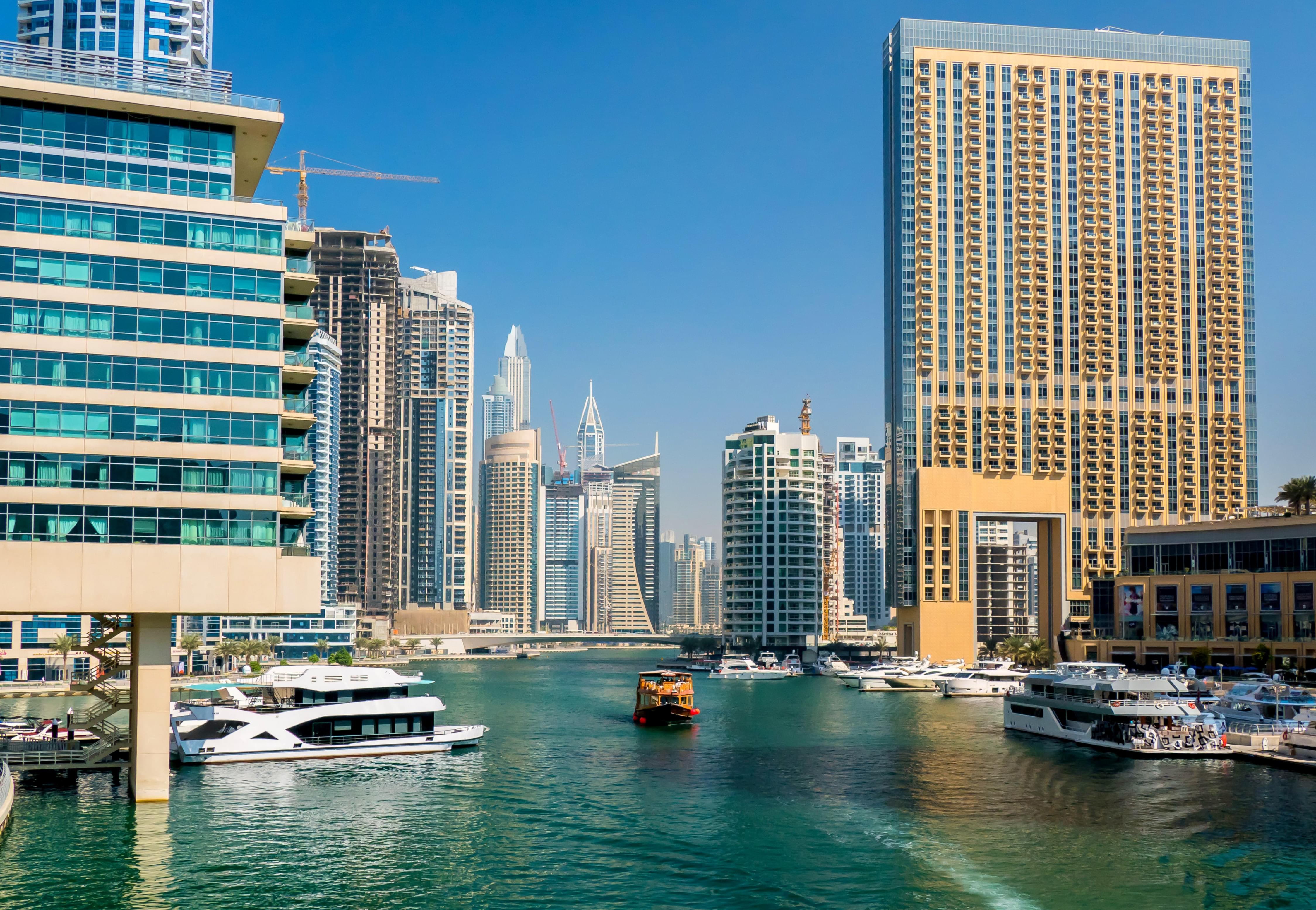 Dhow Cruise Dubai Marina in water scenic views