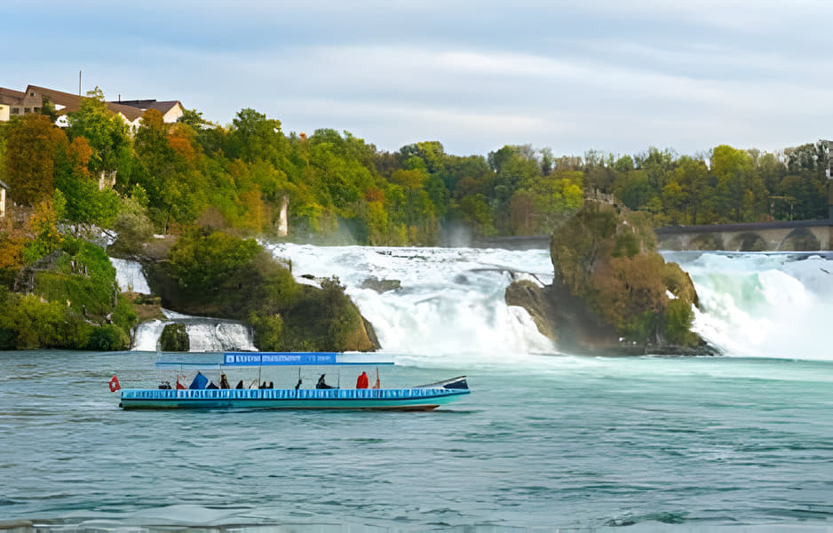 Rhine Falls 15-Minute Boat Tour Image