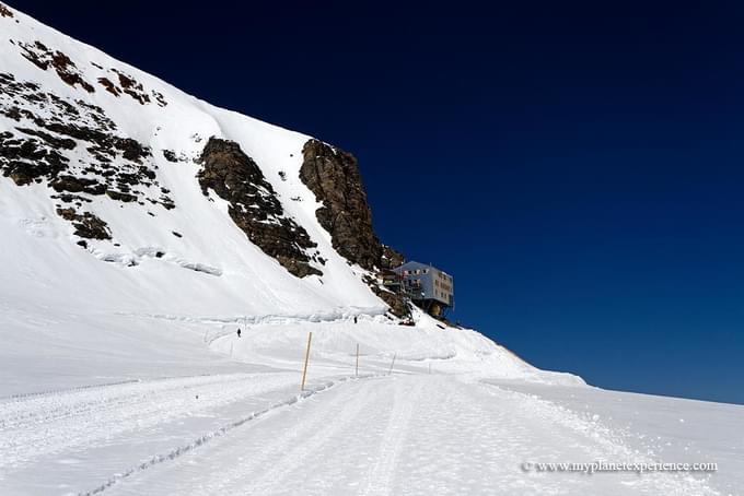 Hike to Mönchsjoch Hut