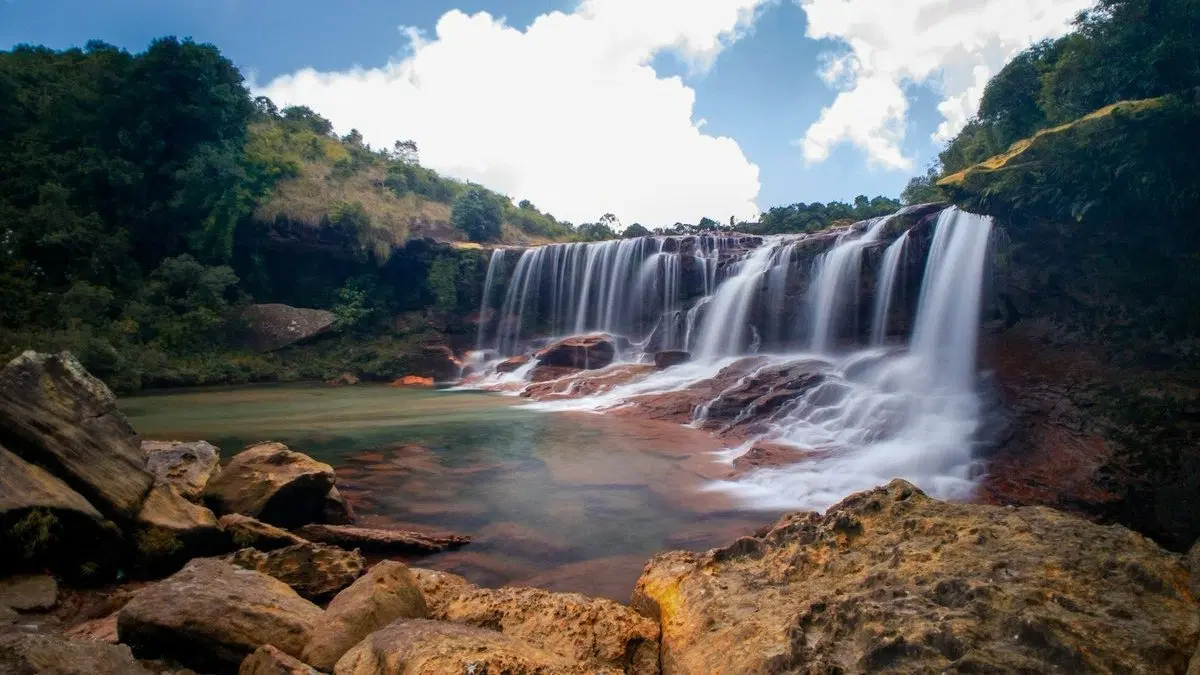 Mawsawa Falls